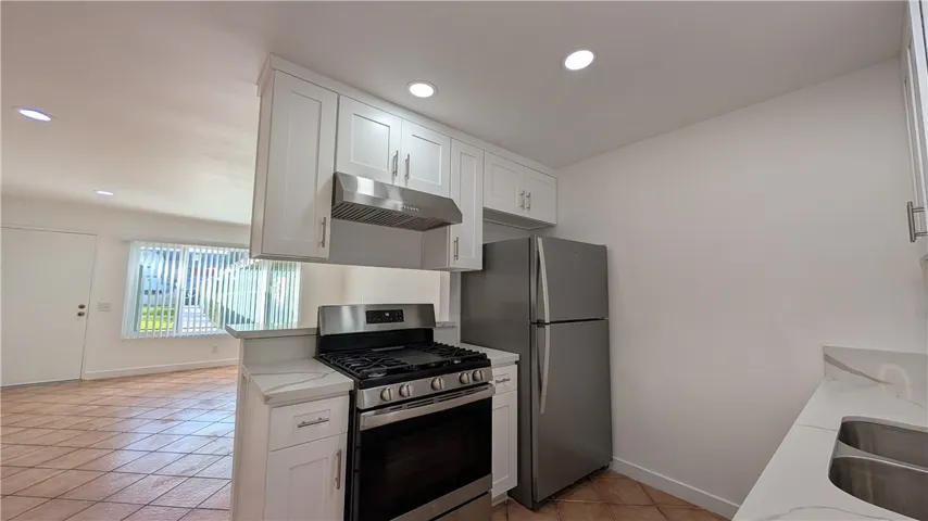 1422 Peckham Street A, Fullerton, California 92833