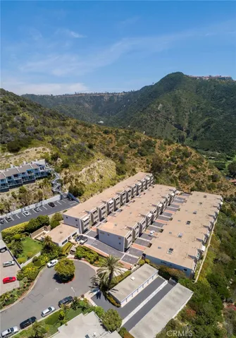 An over head shot of the Ocean Vista Community.