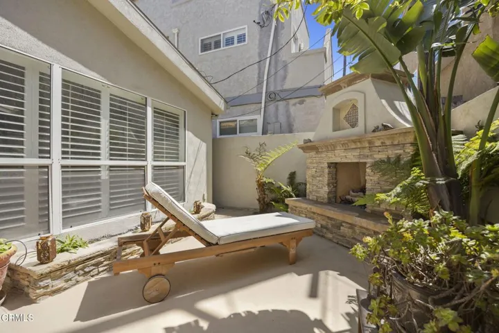 38-web-or-mls-Upmarketmedia_2125Pir-120