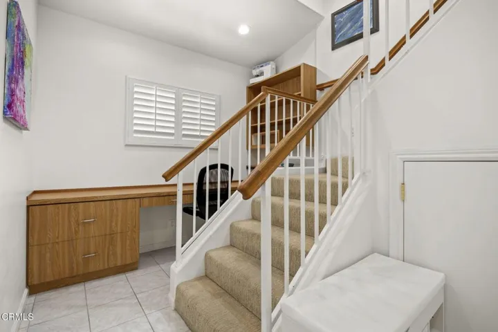 29-web-or-mls-Upmarketmedia_2125Pir-87