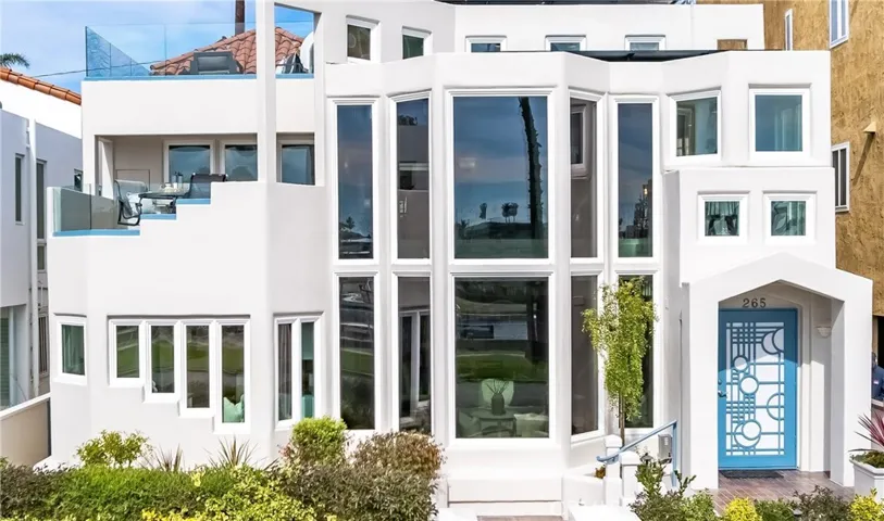 265 Bay Shore, Long Beach, California 90803
