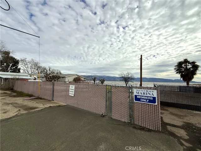 Walnut Beach Marina
