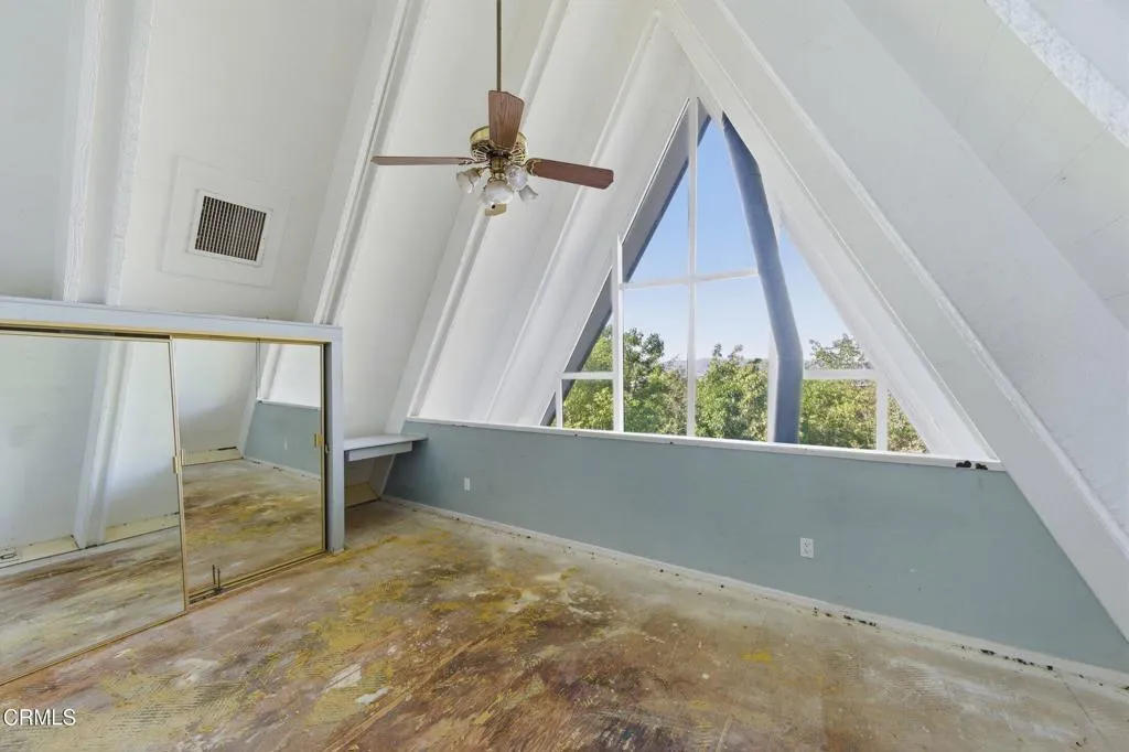 5060 Campo Road, Woodland Hills, California 91364 home-pic-36