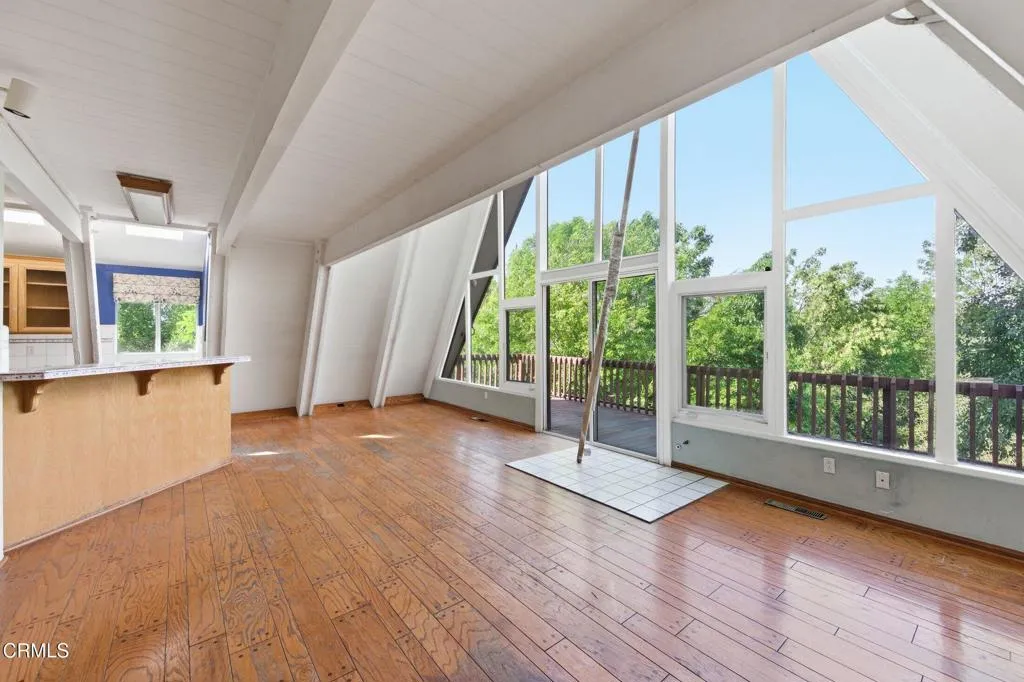 5060 Campo Road, Woodland Hills, California 91364 home-pic-10