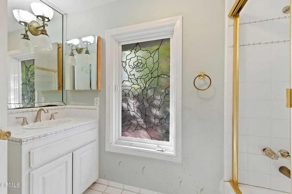 5060 Campo Road, Woodland Hills, California 91364 home-pic-38