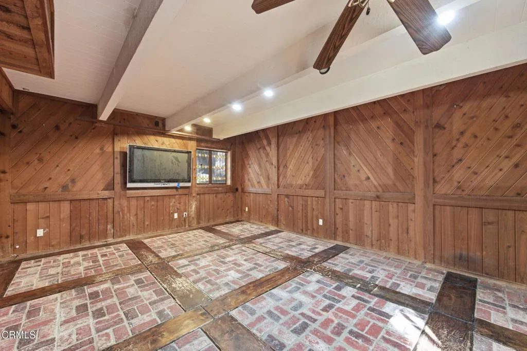 5060 Campo Road, Woodland Hills, California 91364 home-pic-26