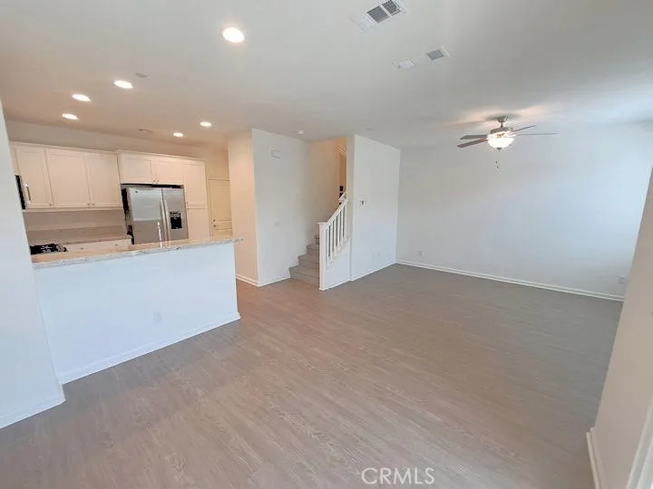 41987 Isadora 1402, Murrieta, California 92562 home-pic-8