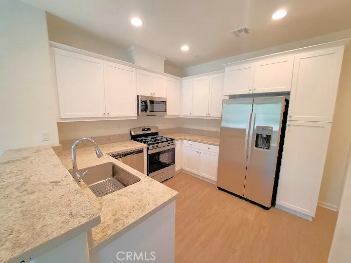 41987 Isadora 1402, Murrieta, California 92562 home-pic-10