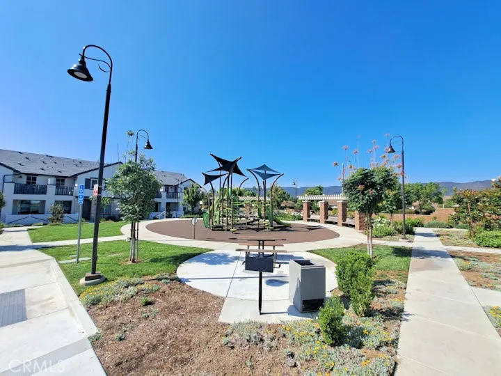 41987 Isadora 1402, Murrieta, California 92562 home-pic-4