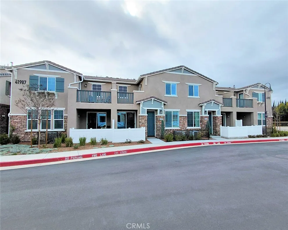 41987 Isadora 1402, Murrieta, California 92562 home-pic-1