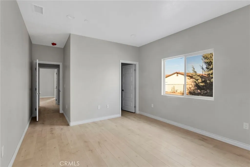 15179 Olive St, Hesperia, California 92345 home-pic-29