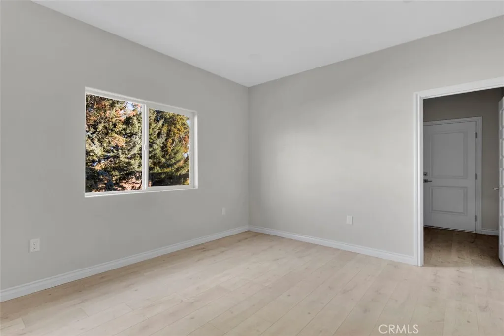 15179 Olive St, Hesperia, California 92345 home-pic-25
