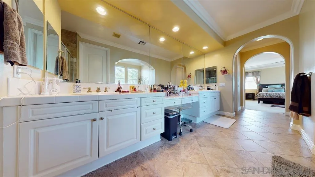 1026 White Alder Ave, Chula Vista, California 91914 home-pic-13