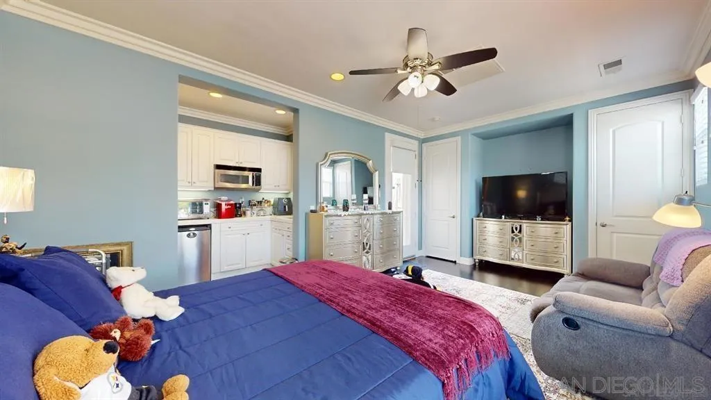 1026 White Alder Ave, Chula Vista, California 91914 home-pic-5