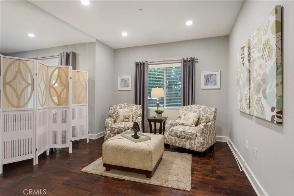 11115 Acama 101, North Hollywood, California 91602 home-pic-9