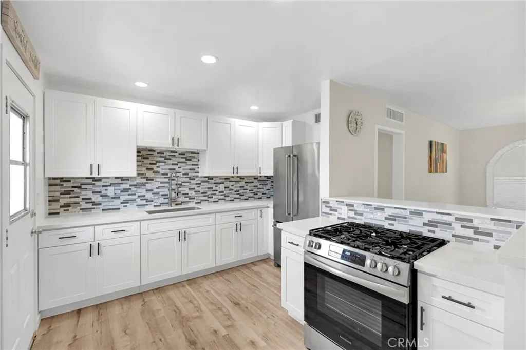 912 Kelly, Barstow, California 92311 home-pic-17