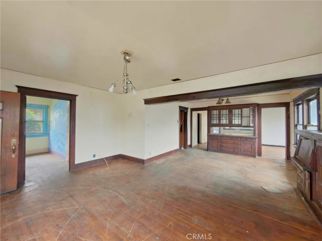 225 W 12th, Long Beach, California 90813 home-pic-2