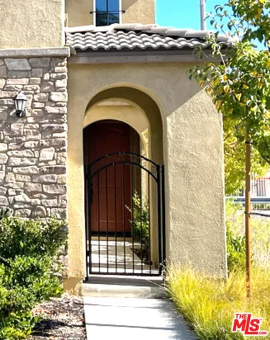 Entry Courtyard
