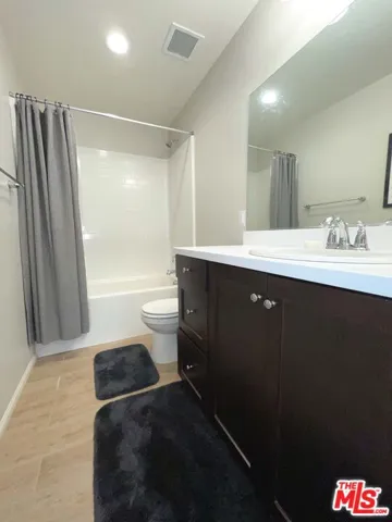 Upstairs Bath