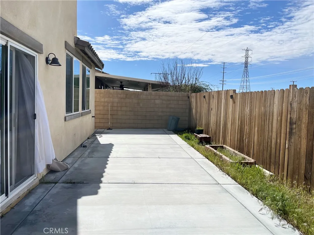 15182 Paseo Verde, Victorville, California 92394 home-pic-36