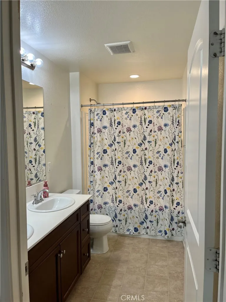 15182 Paseo Verde, Victorville, California 92394 home-pic-29