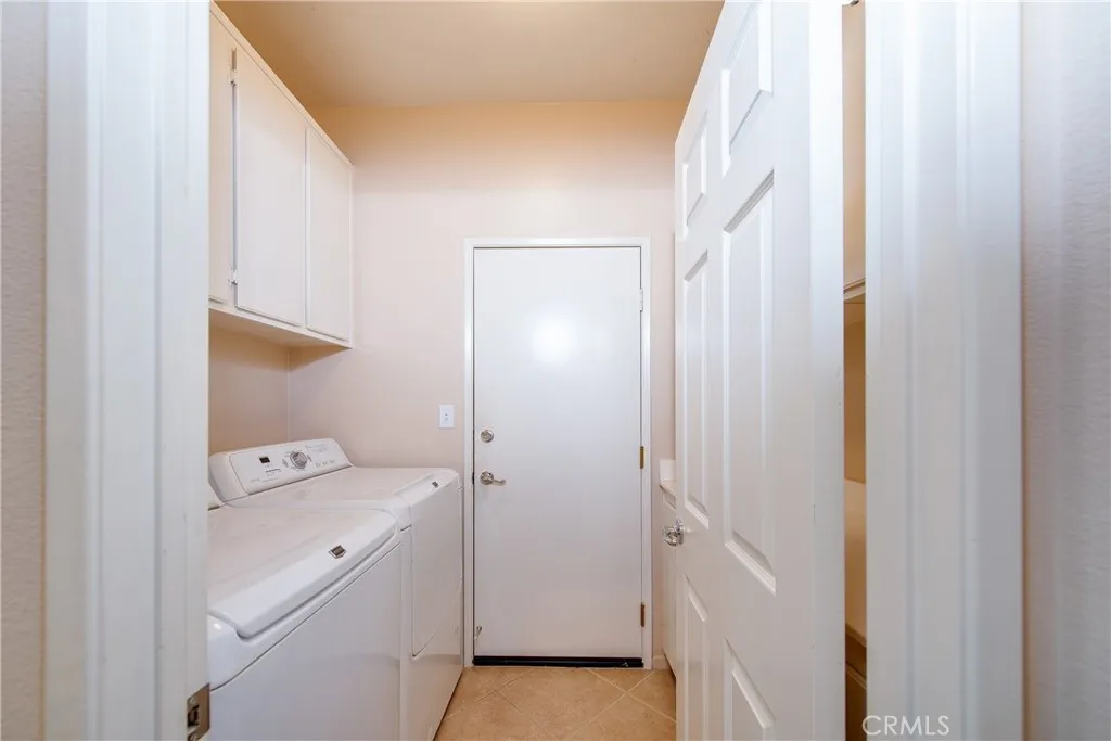 29446 Honneywood Drive, Menifee, California 92584 home-pic-18