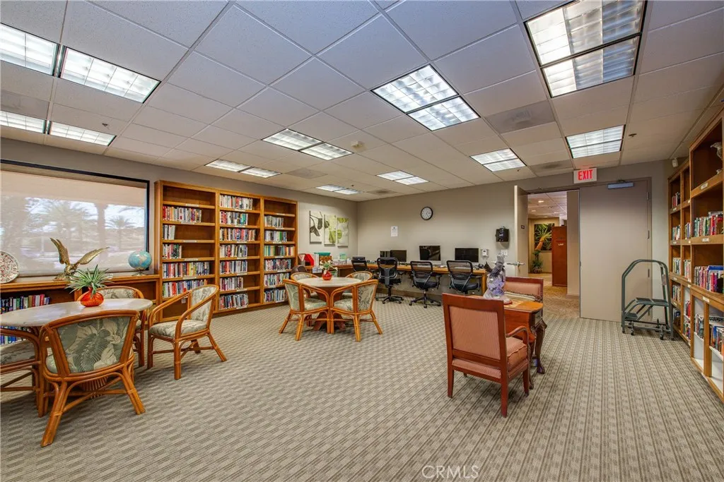 29446 Honneywood Drive, Menifee, California 92584 home-pic-35