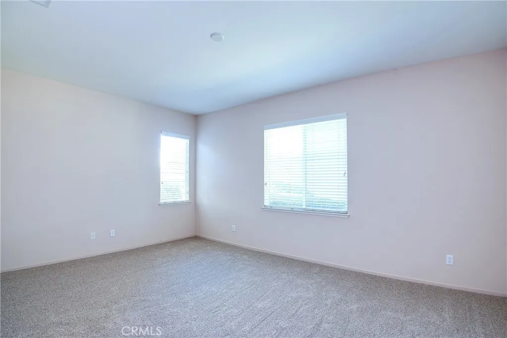 29446 Honneywood Drive, Menifee, California 92584 home-pic-11