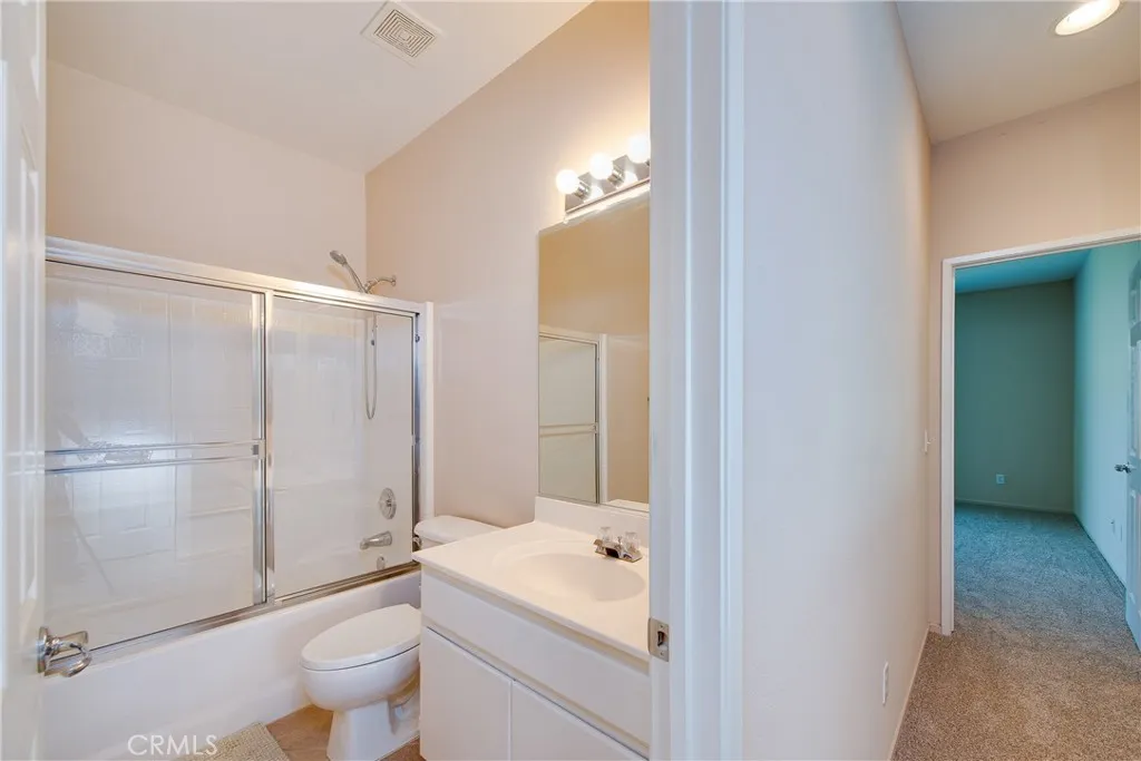 29446 Honneywood Drive, Menifee, California 92584 home-pic-17