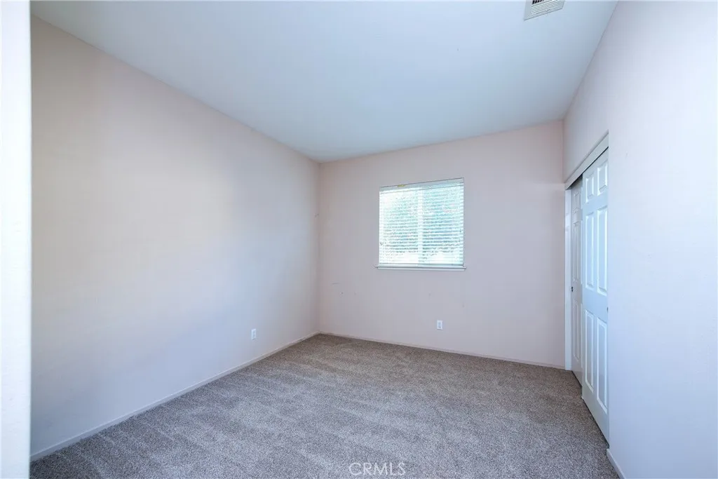 29446 Honneywood Drive, Menifee, California 92584 home-pic-16
