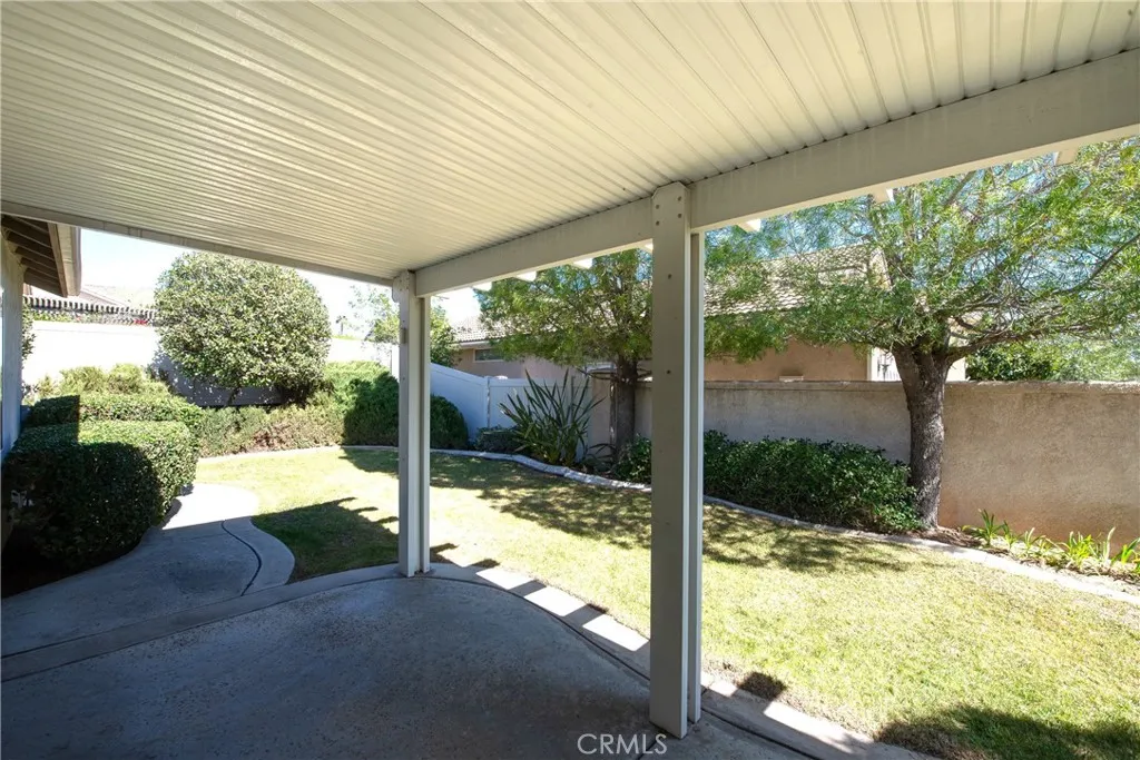 29446 Honneywood Drive, Menifee, California 92584 home-pic-19