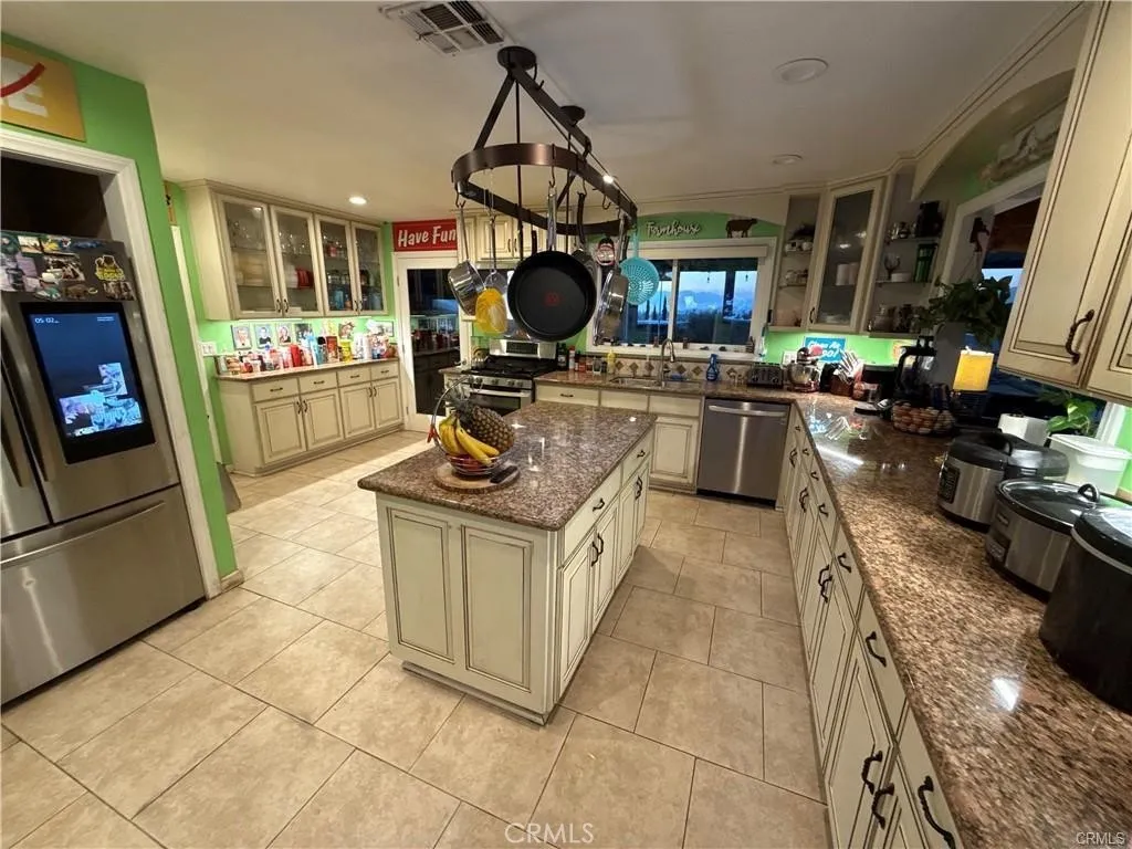 13288 Bryant, Yucaipa, California 92399 home-pic-26