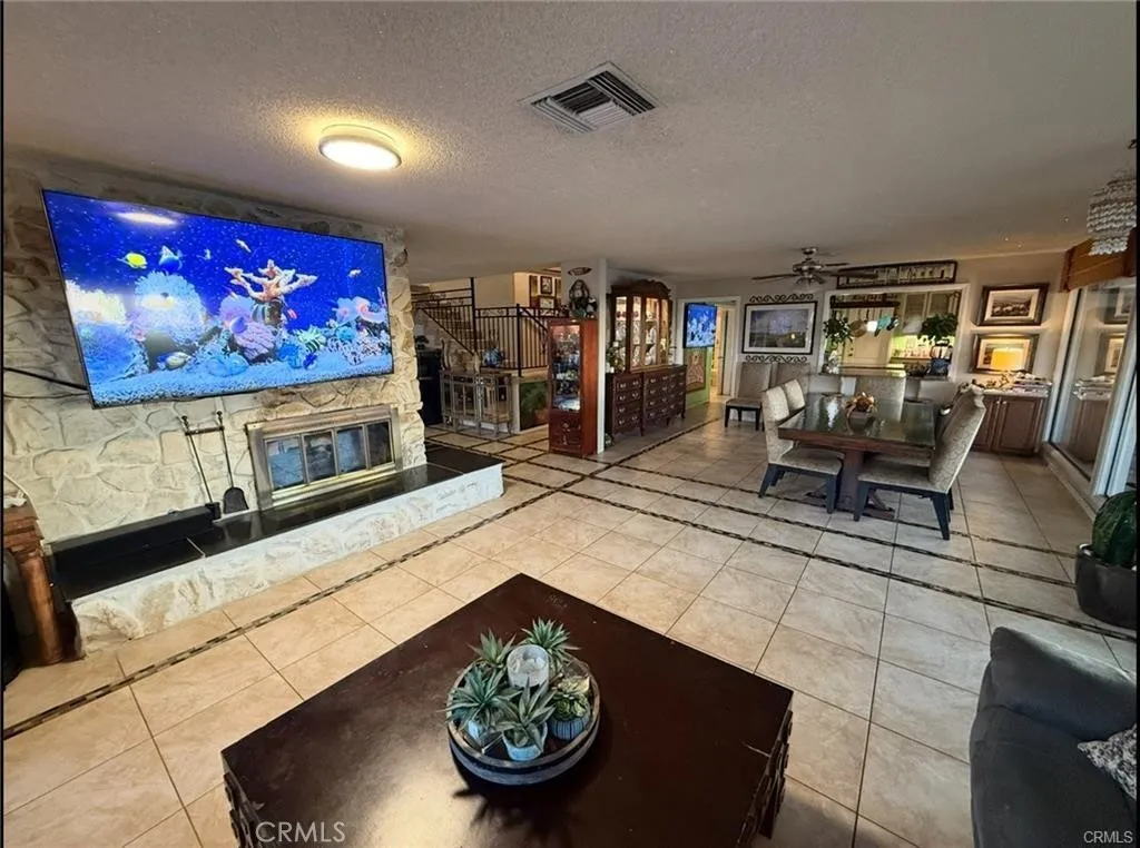 13288 Bryant, Yucaipa, California 92399 home-pic-16