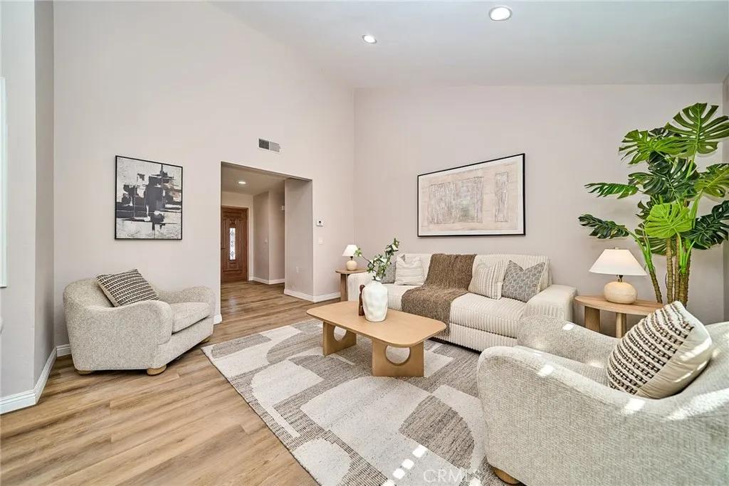 1545 Walnut Leaf, Walnut, California 91789 home-pic-8