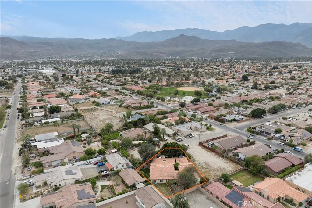 68850 Cedar Road, Cathedral City, California 92234 home-pic-9