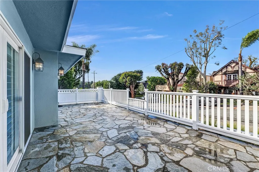 612 33rd, Manhattan Beach, California 90266 home-pic-5