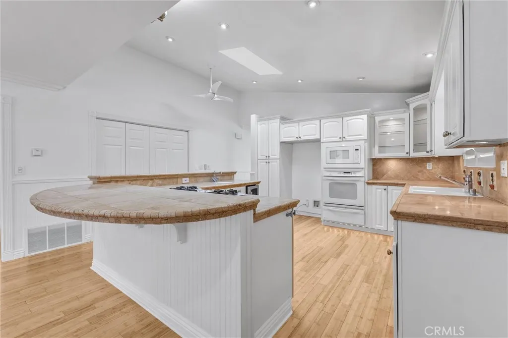 612 33rd, Manhattan Beach, California 90266 home-pic-20