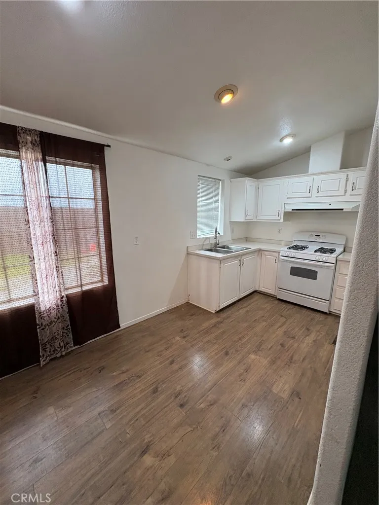 32810 Olive, Winchester, California 92596 home-pic-11