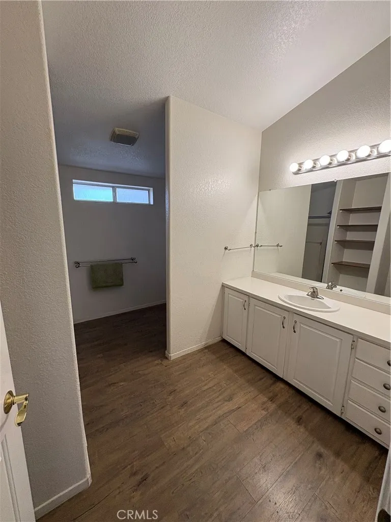 32810 Olive, Winchester, California 92596 home-pic-9