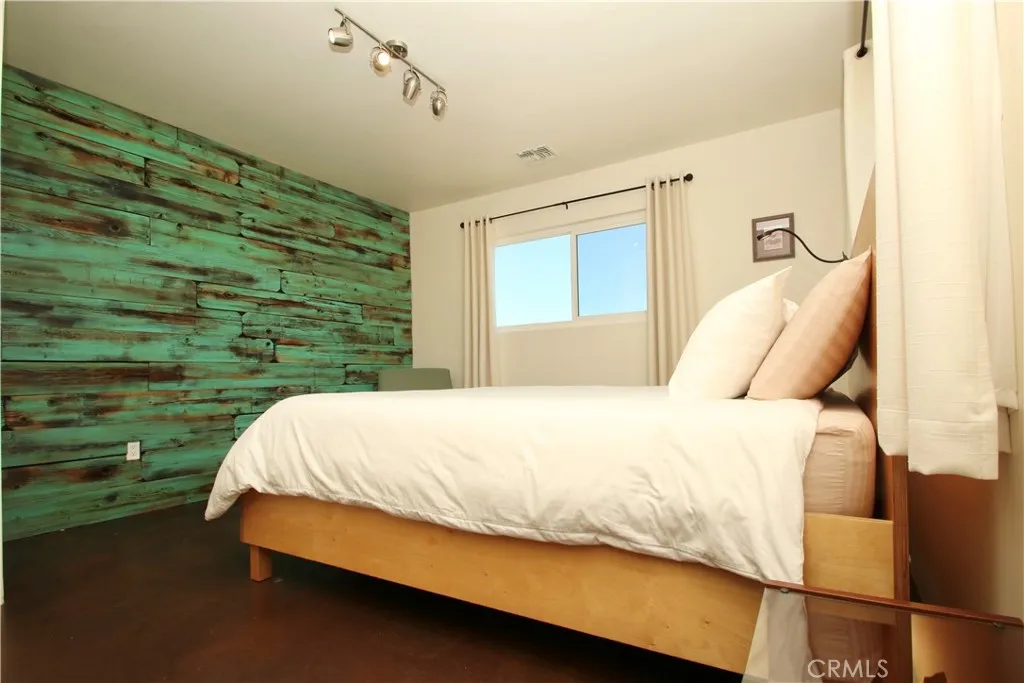 75127 Mayfair, Twentynine Palms, California 92277 home-pic-12