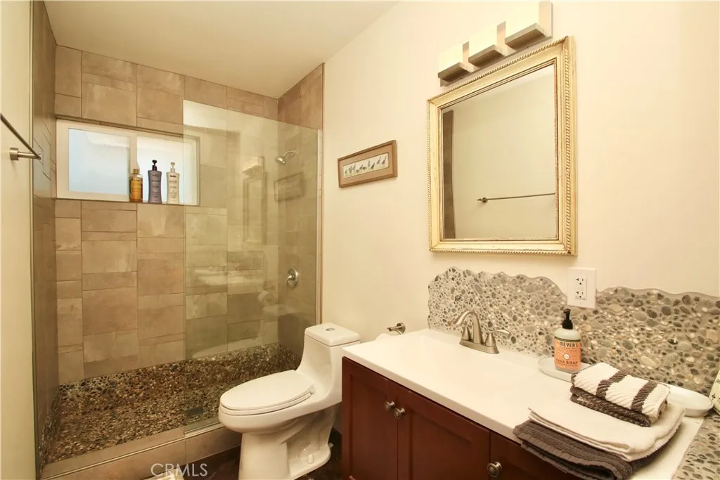 75127 Mayfair, Twentynine Palms, California 92277 home-pic-14