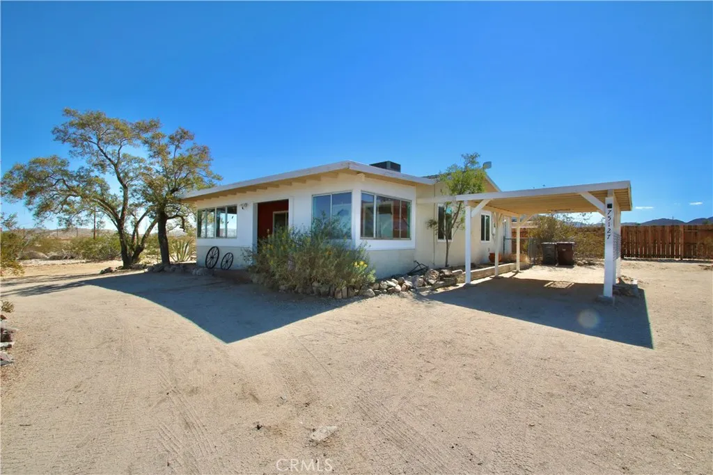 75127 Mayfair, Twentynine Palms, California 92277 home-pic-19