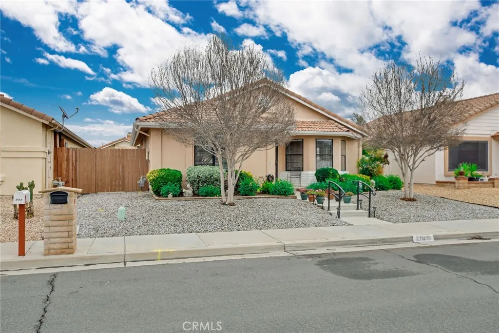 732 Alondra, Hemet, California 92545 home-pic-5