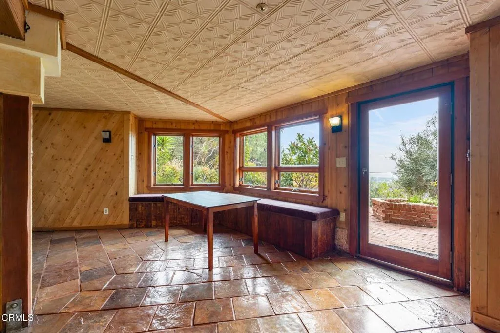 440 Mariposa Drive, Ventura, California 93001 home-pic-46