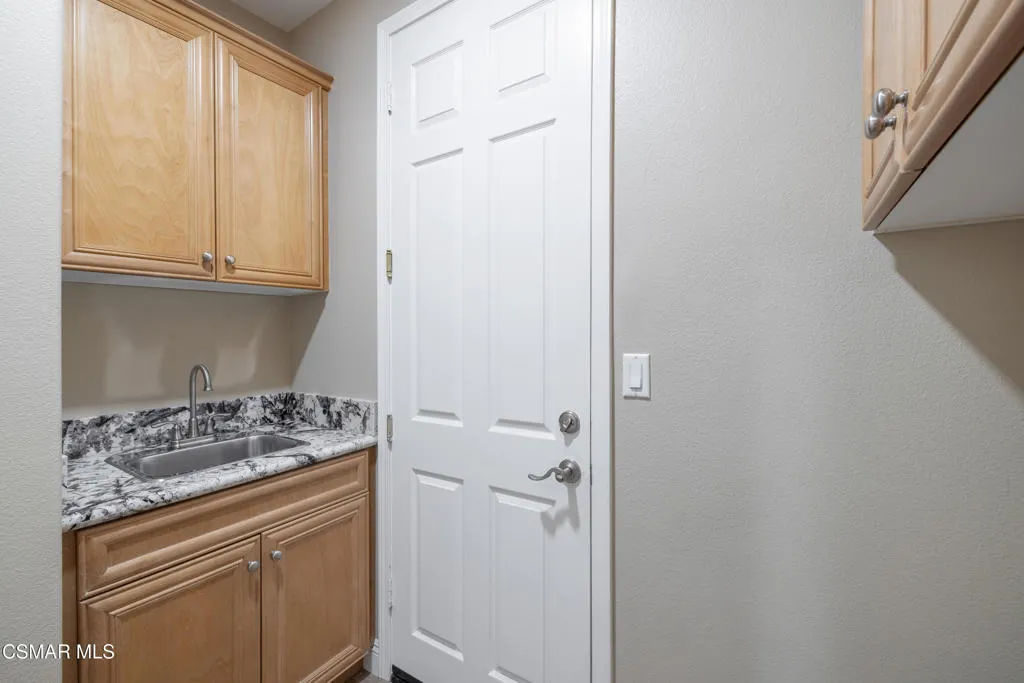 4920 Corral Street, Simi Valley, California 93063 home-pic-28