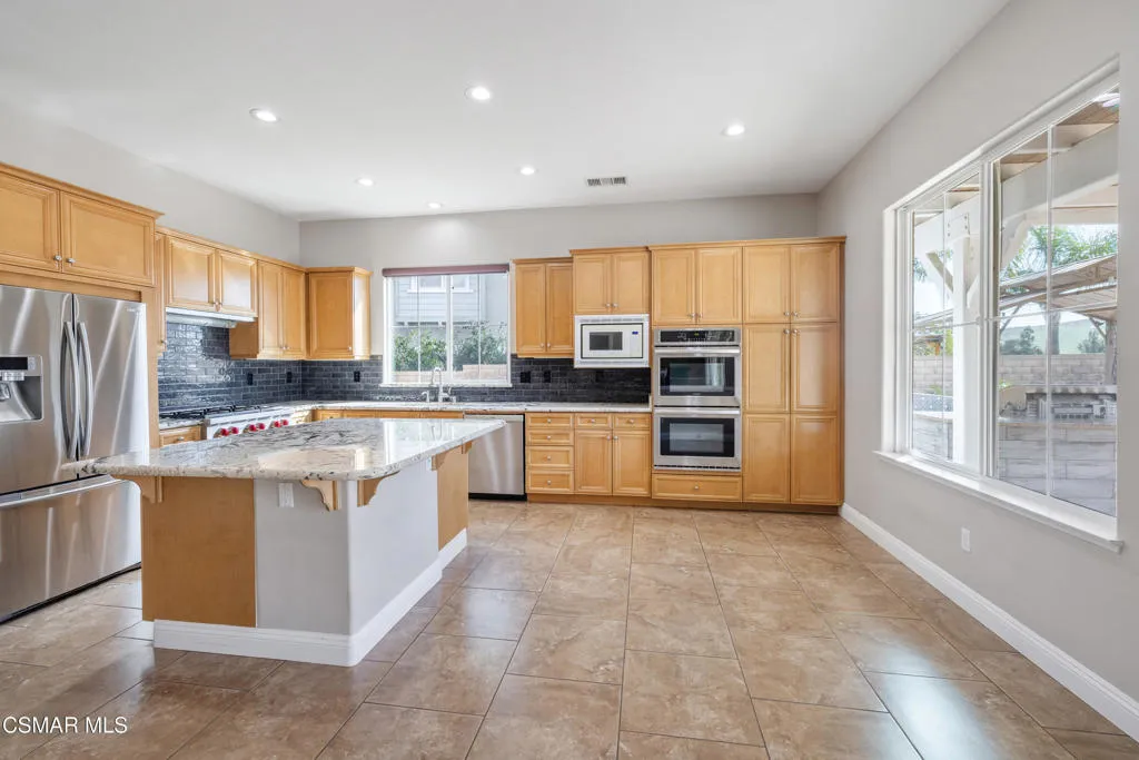 4920 Corral Street, Simi Valley, California 93063 home-pic-12