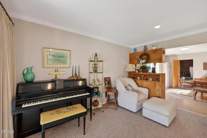 10-web-or-mls-UpmarketMedia-1172Oak-047