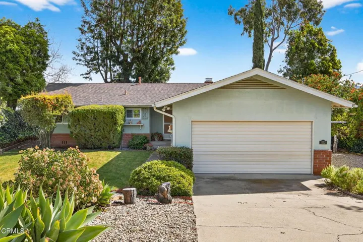 1-web-or-mls-UpmarketMedia-1172Oak-006