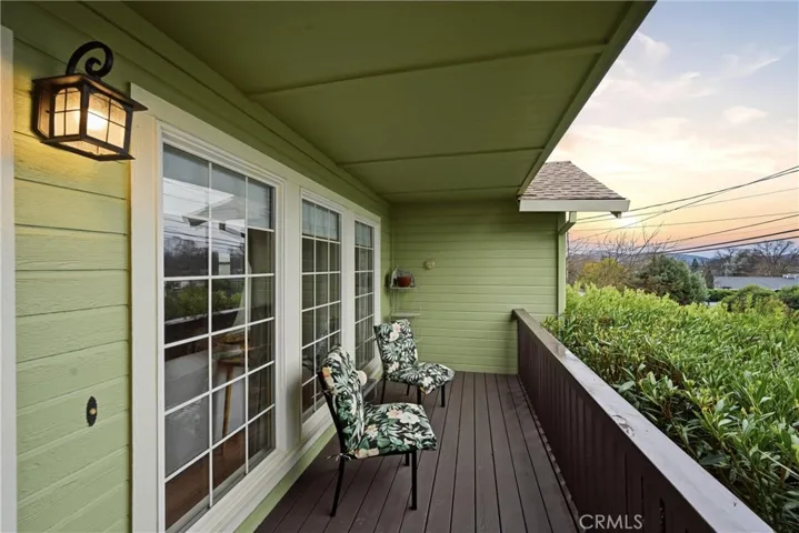 Welcoming front porch.