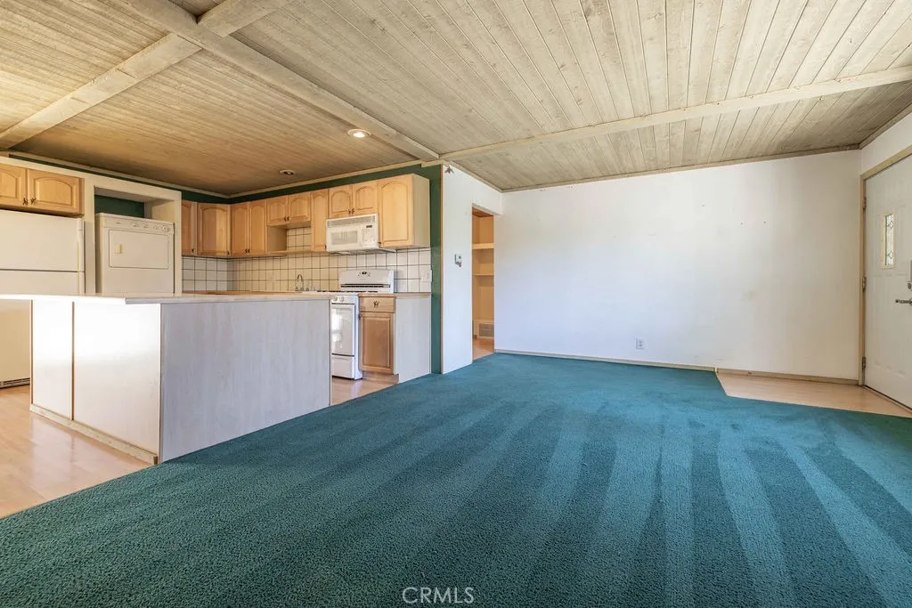 151 Vista, Sugarloaf, California 92386 home-pic-8